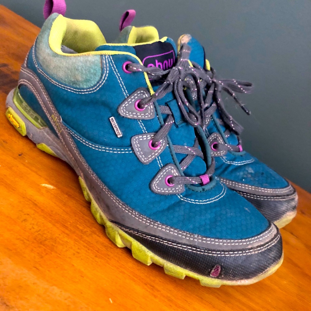 Hiking shoes